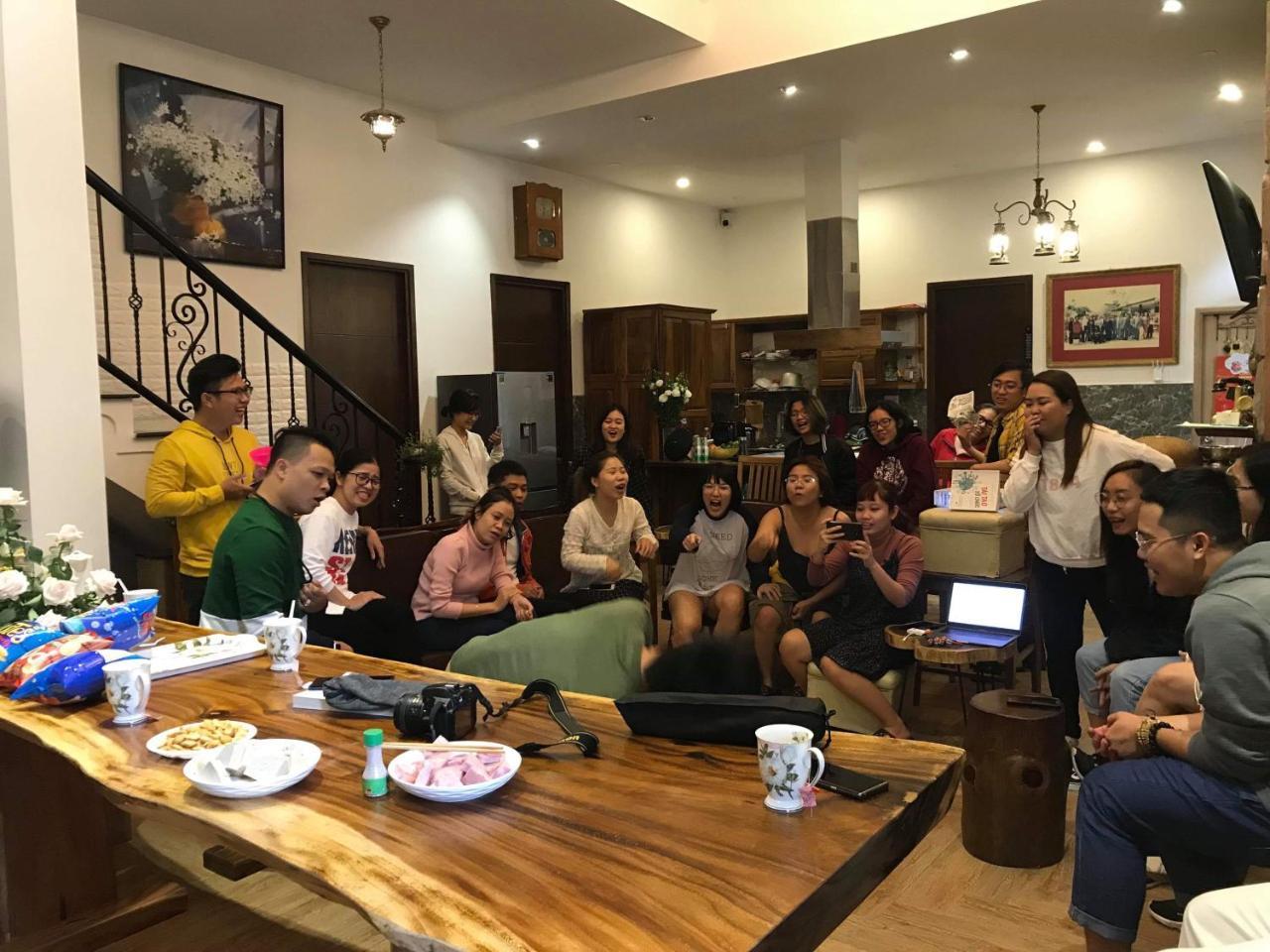 De Daisy Villa Homestay Da Lat Eksteriør billede